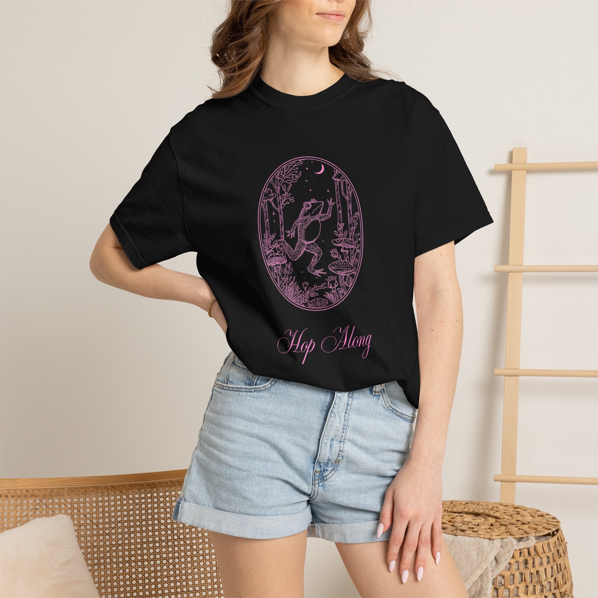 Vintage Floral Oval 'Stay Wavy' T-Shirt