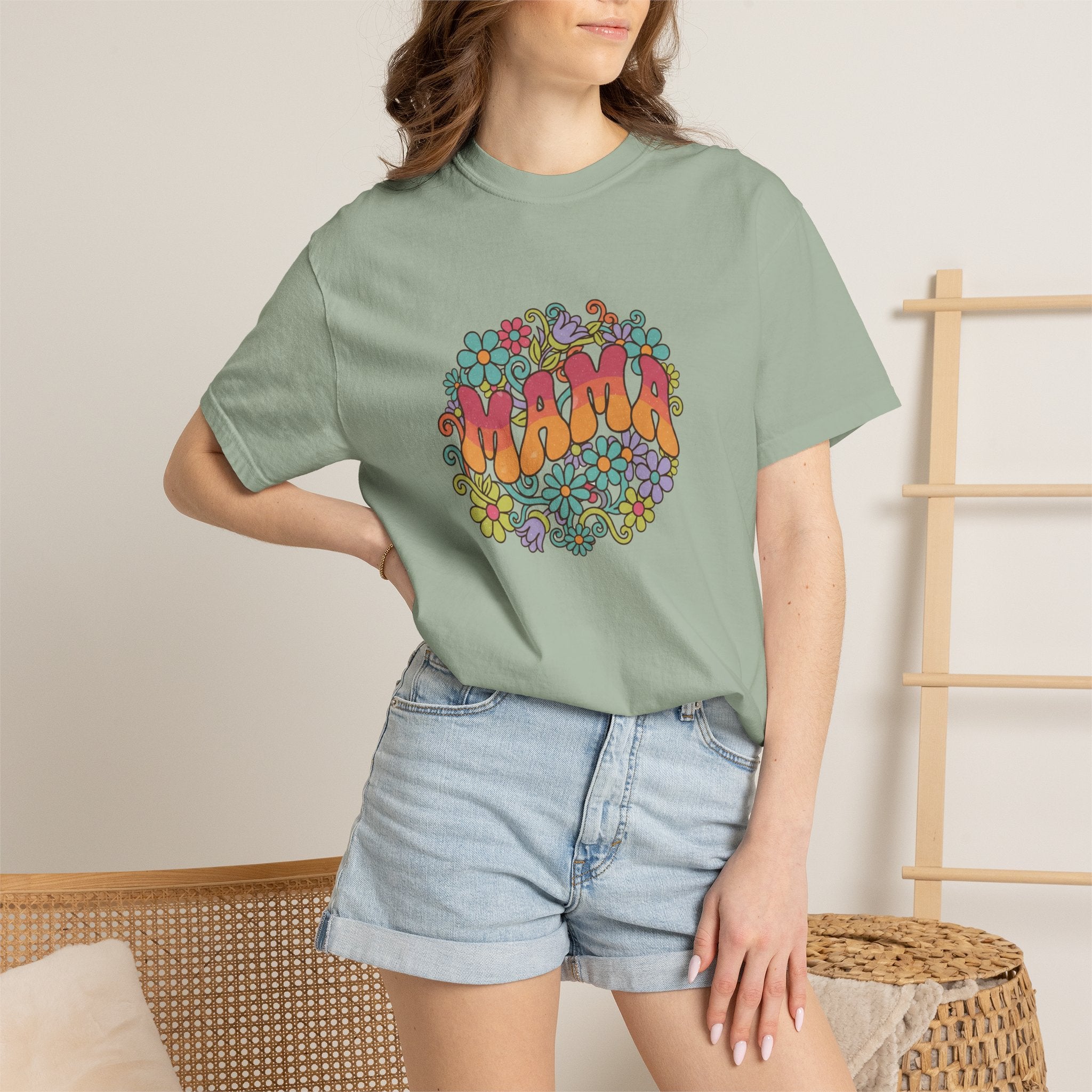 Mama Floral Retro T-Shirt — Vintage Hippie Flower Power Tee for Moms